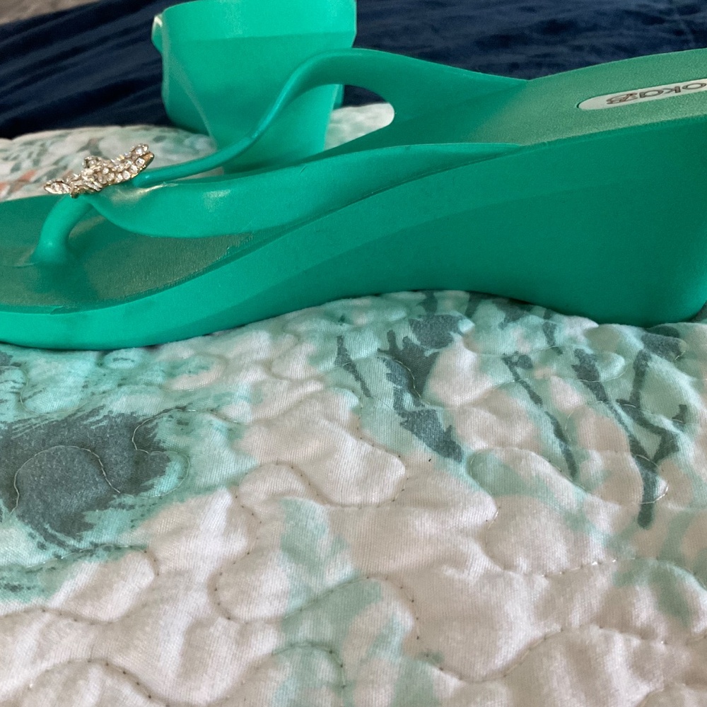 Oka B sandals.Aqua.M/L. - Picture 6 of 7